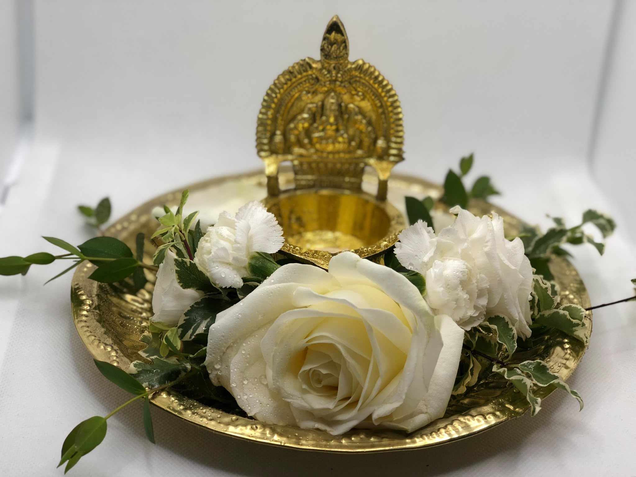 Flower Trays - Wedding Flowers by Lotus Florist