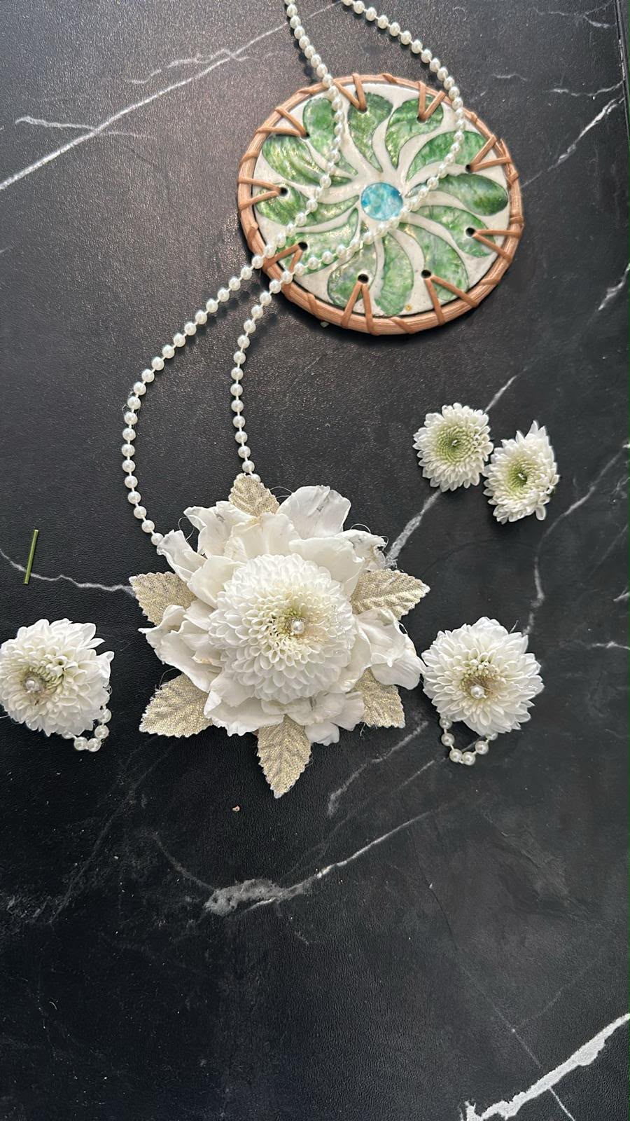 Maang Tikka - Flower Jewellery by Lotus Florist
