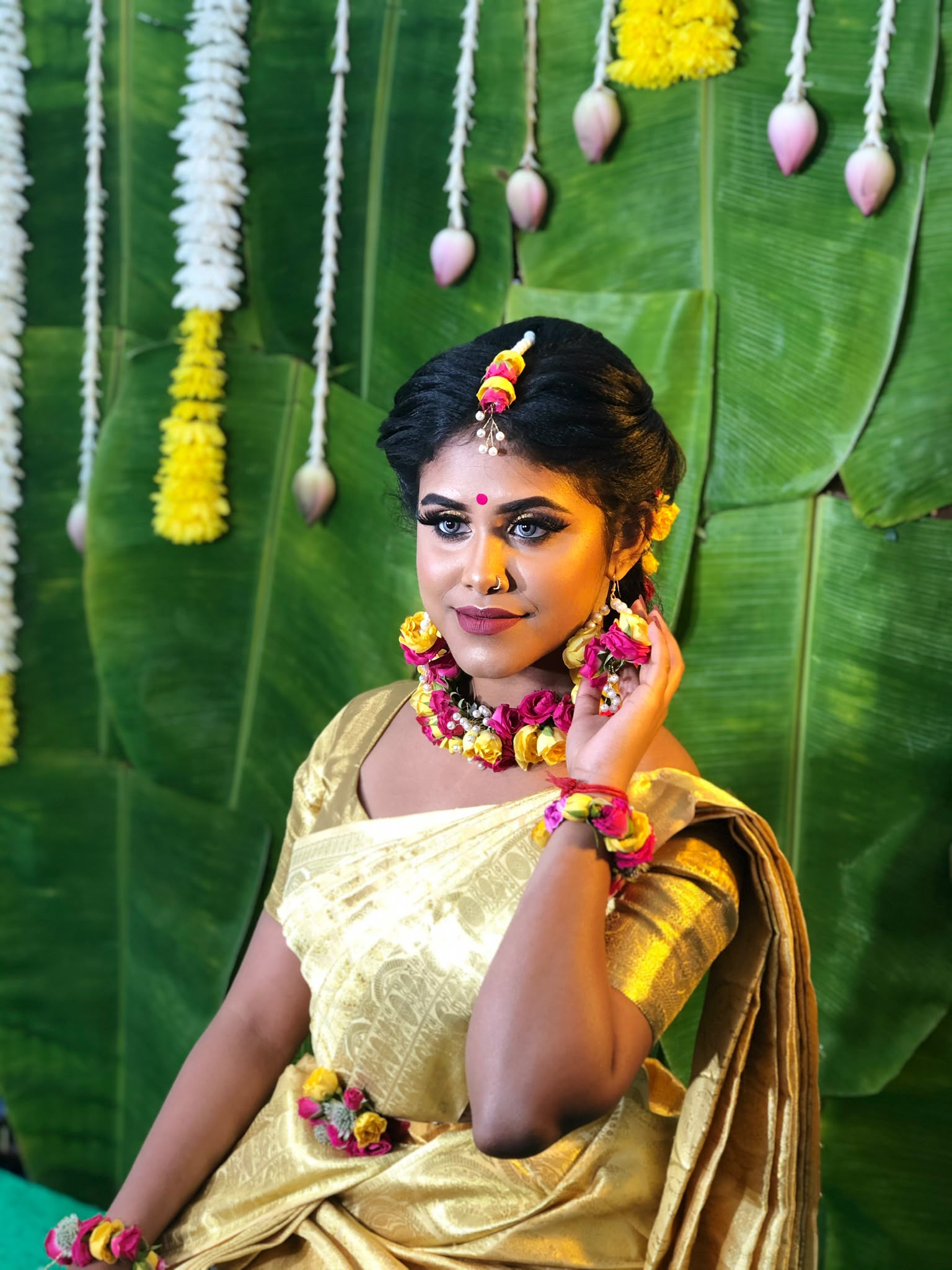 Flower Necklace - Flower Jewellery by Lotus Florist